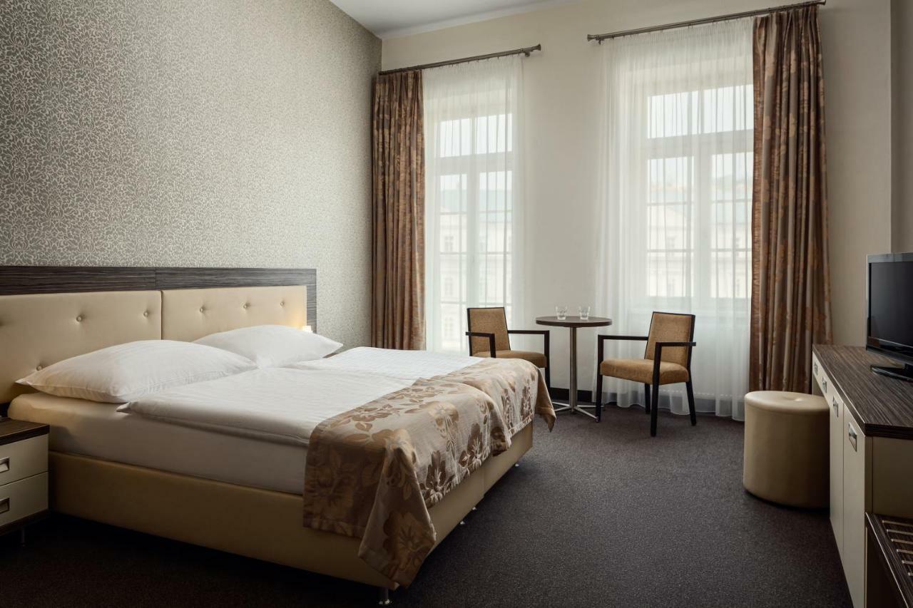 קרלובי וארי Hotel Malta מראה חיצוני תמונה